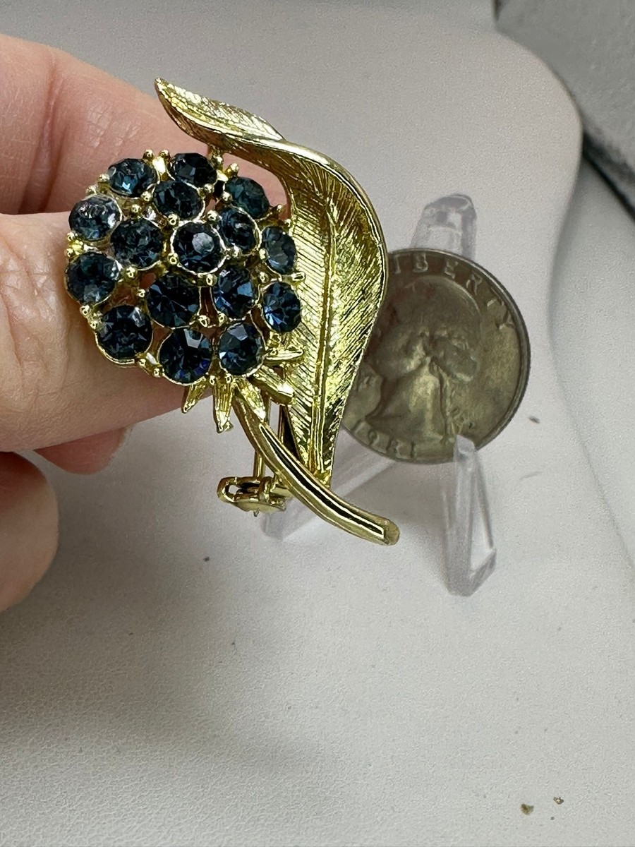 ピアス　No.5059 Flower Textured Smoke Rhinestones Vintage Gold Brooch Pin M-5059