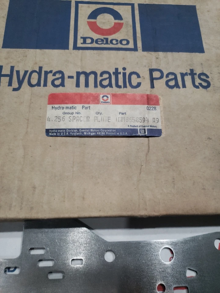 Oldsmobile 98 Buick Electra 1985 placa nos, espaciador de cuerpo de válvula (código de transmisión 5bx) Foto 2 de 3