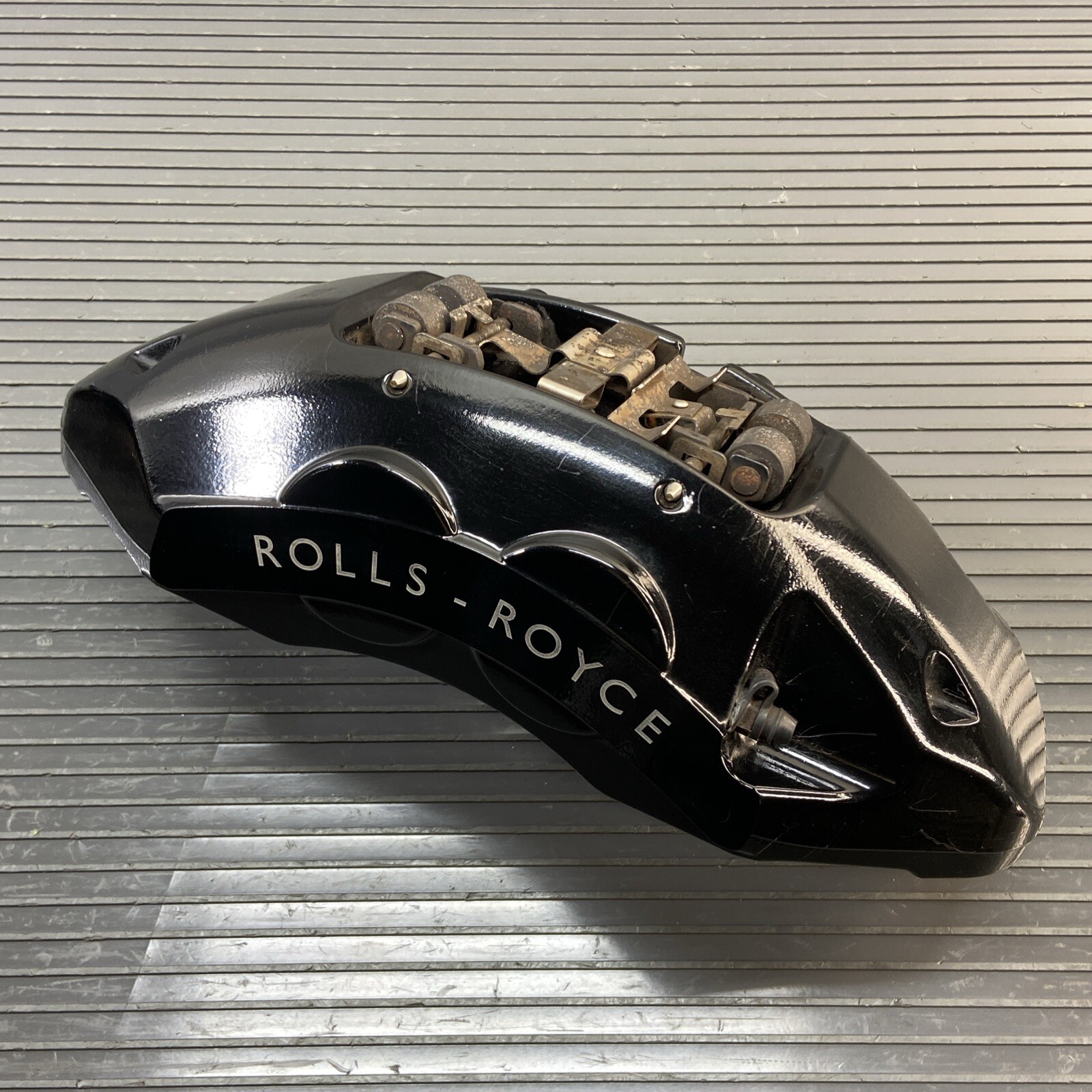 2017-2023 Rolls Royce Dawn RR6 Front Brake Caliper 16k Miles OEM *NOTE*