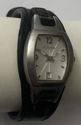 Fossil Watch Women Silver Tone Rectangle Date Black Leather  display picture 1