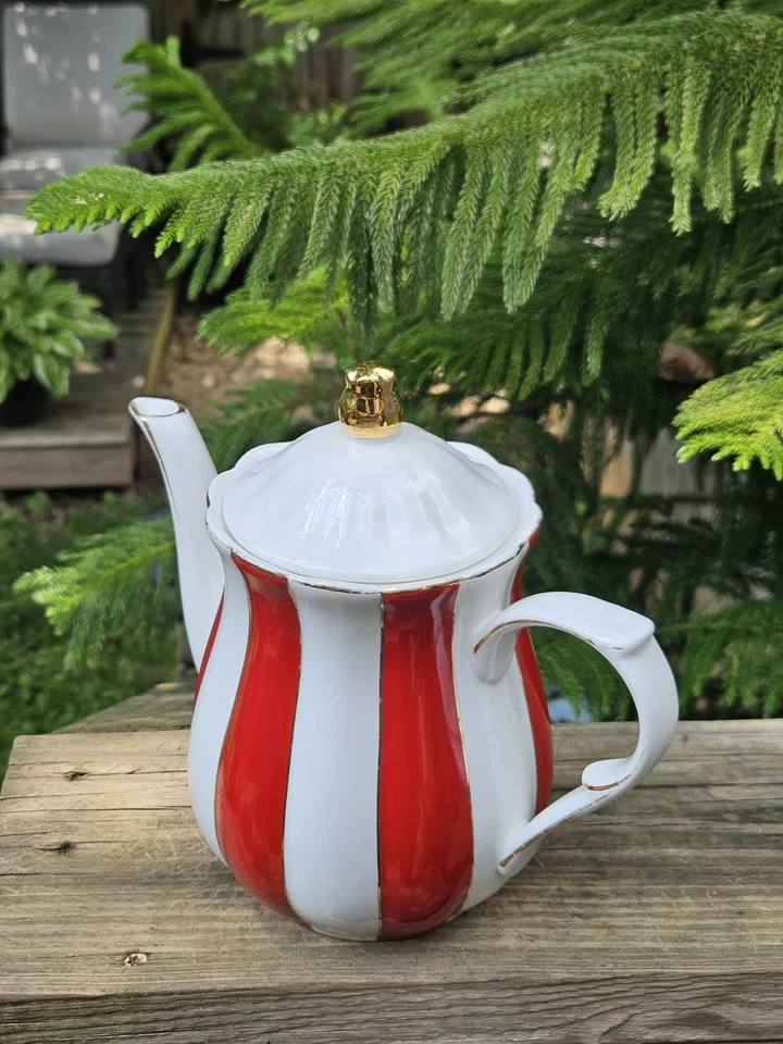 Grace Teaware Porcelain Red & White Stripe Tall Teapot Gold Scallop Trim 8" Tea - Image 3 of 4