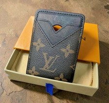 Louis Vuitton Porte-Cartes Magnetic Card Hold...