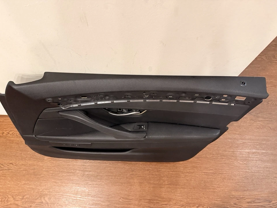 Черная передняя правая внутренняя дверная панель в сборе для BMW F10 535i 550i 11–16 годов от оригинального производителя - Изображение 2 из 4
