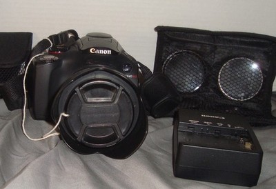 Canon PowerShot SX40 HS Digital SLR  Camera, filters lens hood