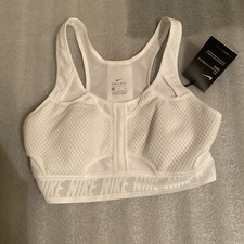 Nike Women Swoosh UltraBreathe Padded Sports Bra White CZ4439-100 Size M NWT