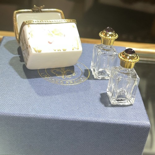 LIMOGES Frankreich Box, Porzellantruhe mit 2x Glas Parfümflaschen, handbemalt - Bild 5 von 8