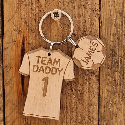 PERSONALISED GIFTS FOR HIM FATHERS DAY GIFT BIRTHDAY FOOTBALL KEYRING DADDY DAD