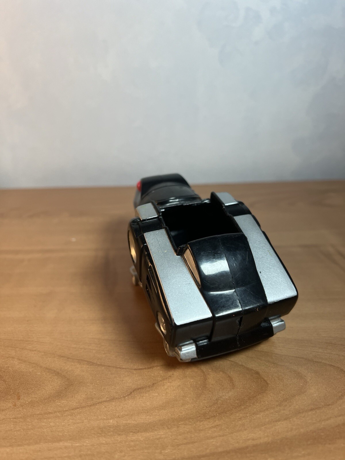 Picture 2 of 8