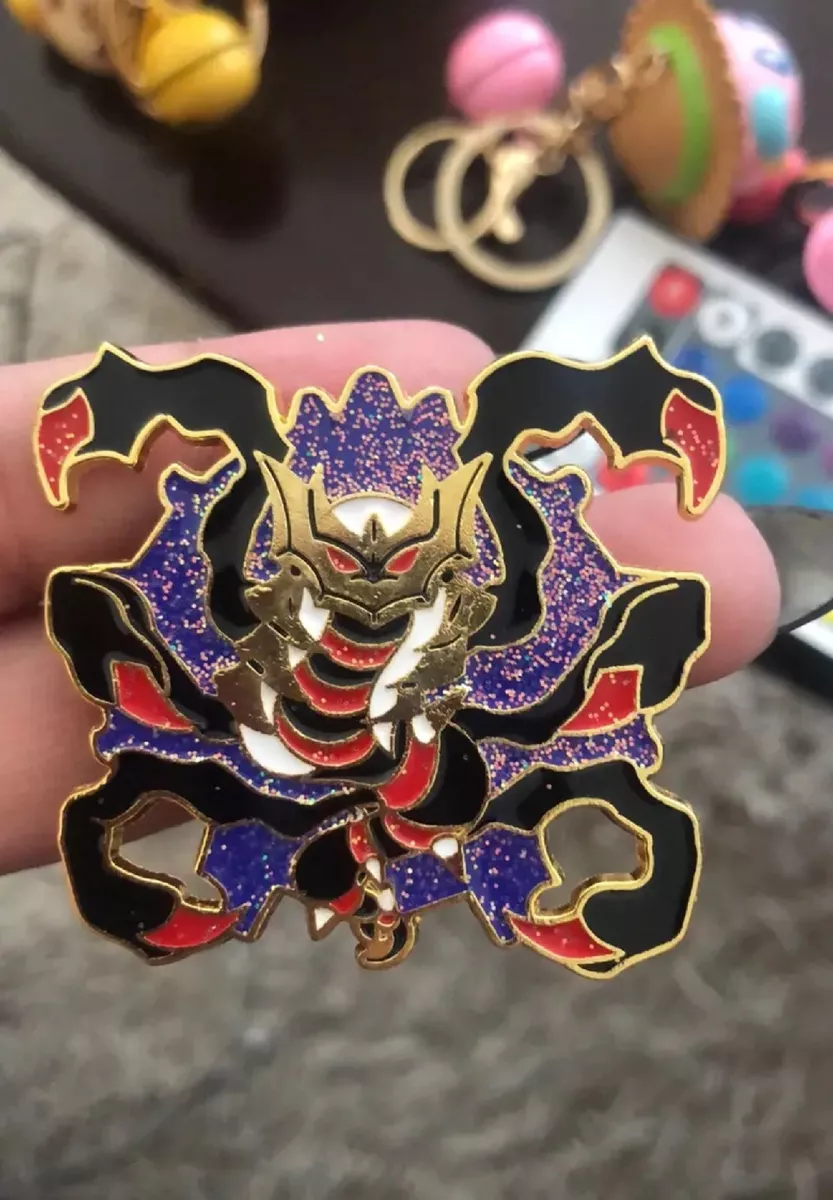 Giratina Pin