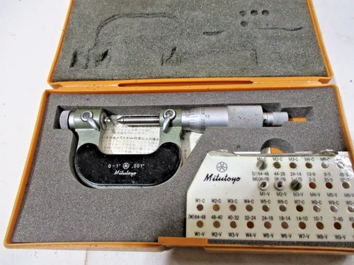 Mitutoyo 126-137 Screw Thread Micrometer 0-1" .001 W/ Case/Anvils