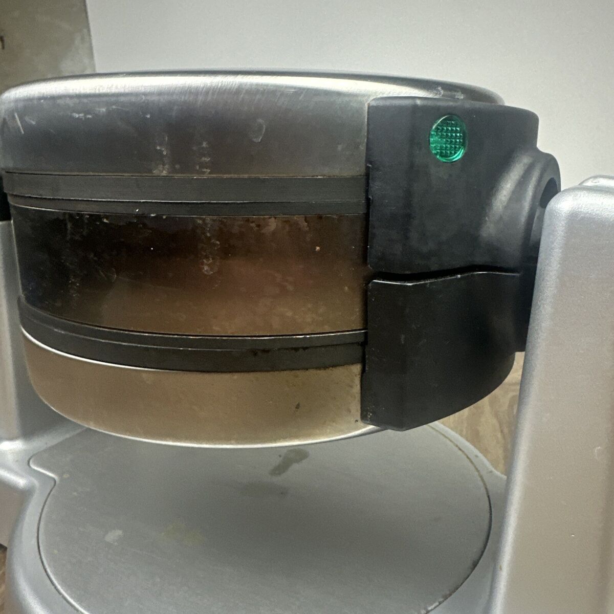 Cuisinart WAF-F20 Double Belgian Waffle Maker - Stainless Cuisinart WAF-F20 Double Belgian Waffle Maker - Stainless