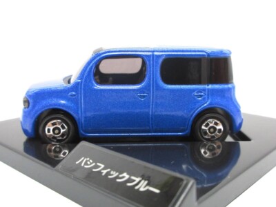 Tomica Nissan CUBE Z12 dealer special order color sample car