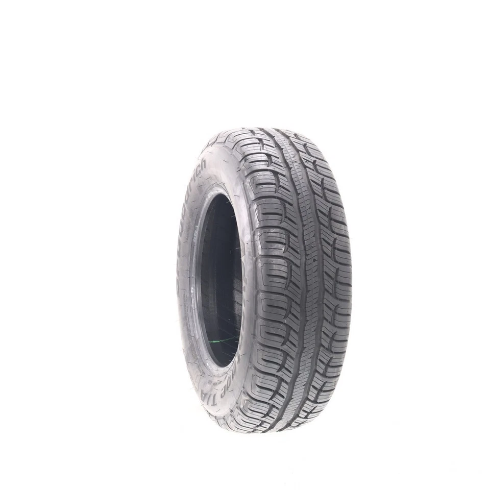 Driven Once 225/70R16 BFGoodrich Advantage T/A Sport LT 103T - 11/32 Foto 2 de 4