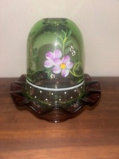 Vintage Fenton Art Glass &ldquo;Daybreak&rdquo; on Fern Green Ruffled Fairy Lamp &ndash; 5980 QW