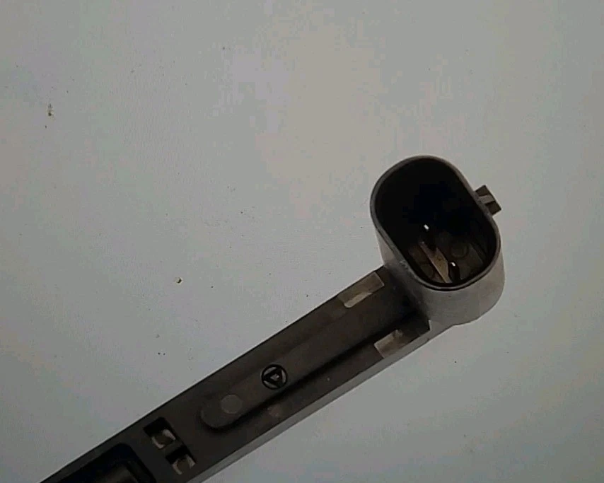 Brake Fluid Level Sensor ACDelco GM Original Equipment 23139898 - Image 2 of 2