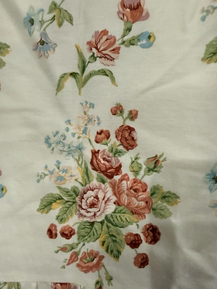 Juego de sábanas planas y ajustables Ralph Lauren Emily Anne rosa crudo floral con volantes Queen Foto 2 de 4