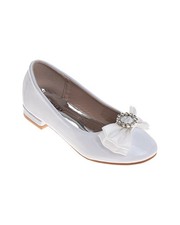 Badgley Mischka Ballerina Flat White 3