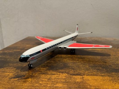De Havilland Comet BEA scale model