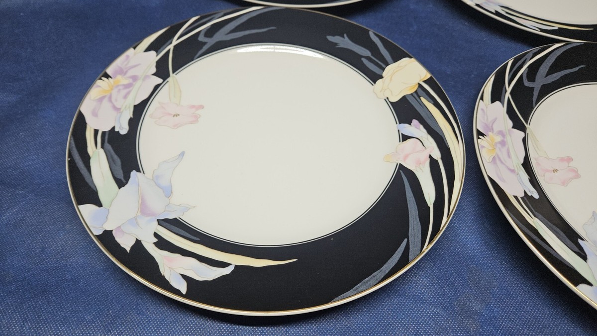 Vintage 1980's Mikasa Fine China 
