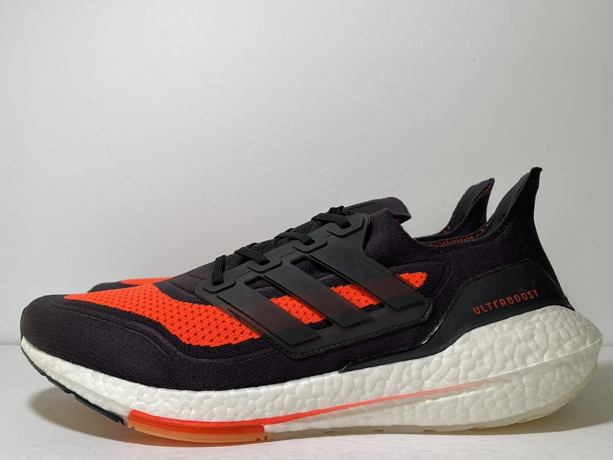 Ultra boost red hot sale carbon