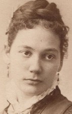 YOUNG WOMAN WEARING LONG EARRINGS. CDV. TROY, N.Y.