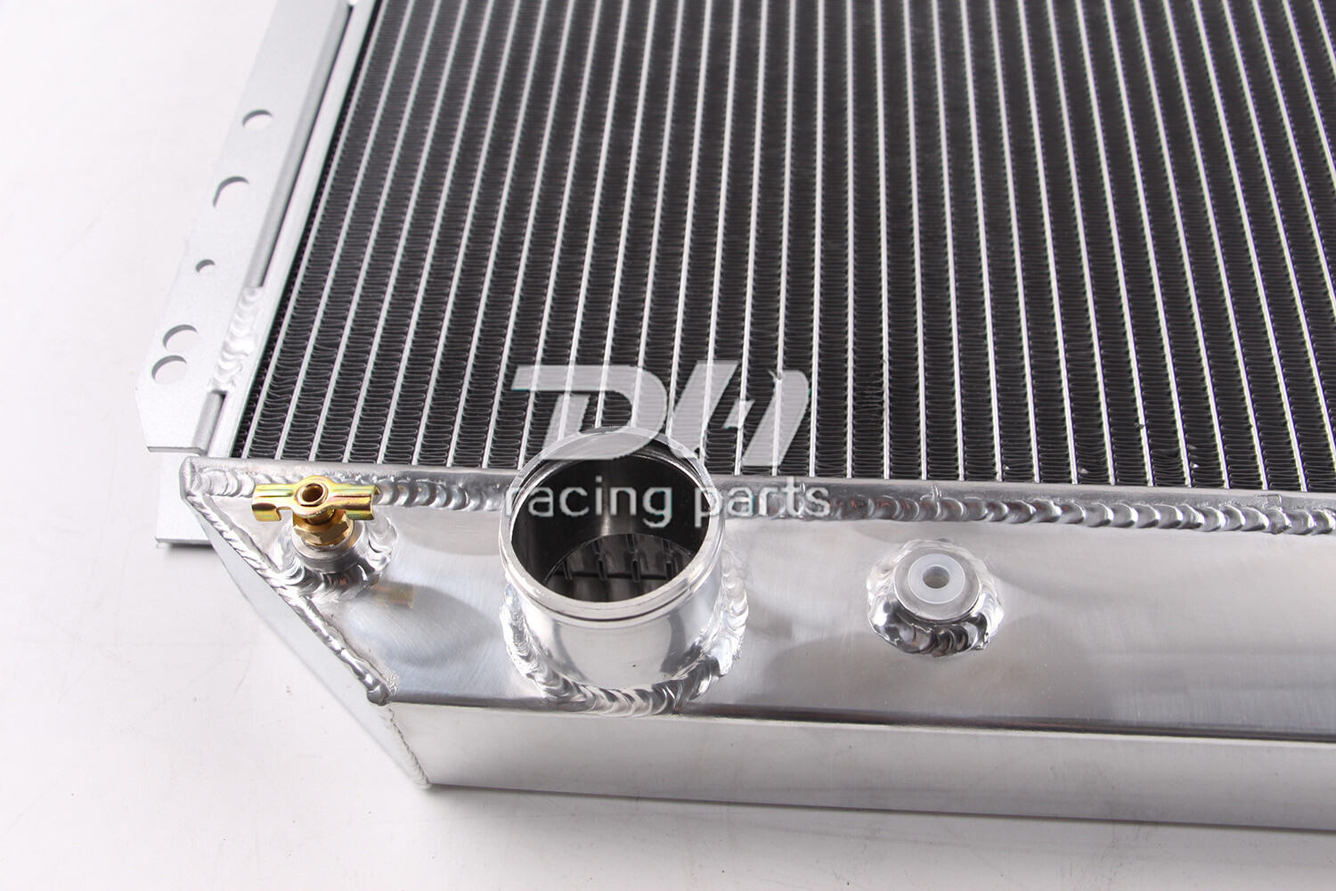 Four Row Radiator 4 Row Radiator For 1966-1979 Ford F100 F150 F250 F350 F450 Bronco Truck ...