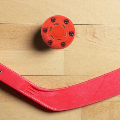 2 Pcs Hockey Practicing Ice Hockey Equipment Rubber Hockey Pucks Air Pucks