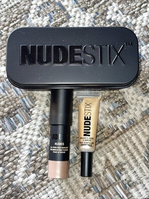 NUDESTIX Mini Magnetic Nude Glimmer 24K Goddess + Mini Bubbly Bebe Travel Set