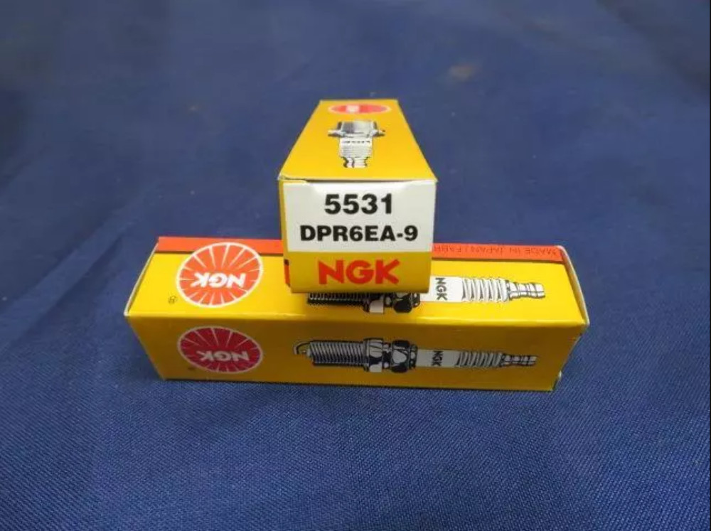 1985-2023 NGK 5531 DPR6EA-9 Standard Spark Plug QTY 2 Honda Kawasaki Suzuki