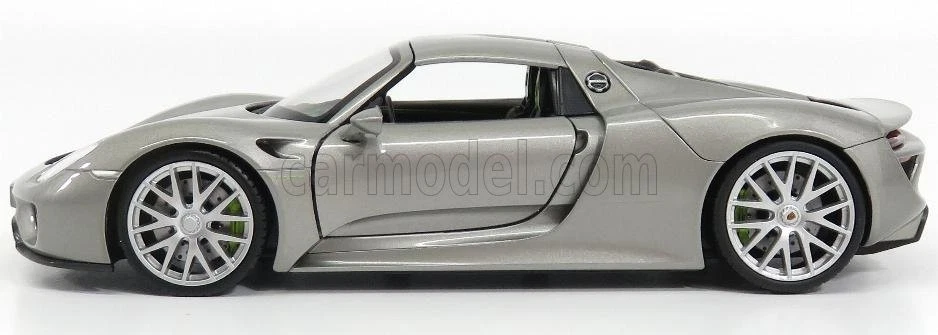MODELLINO AUTO STATICO WELLY PORSCHE 918 SPYDER HARD TOP CLOSED 2013 SILVER 1:24 - Immagine 3 di 4