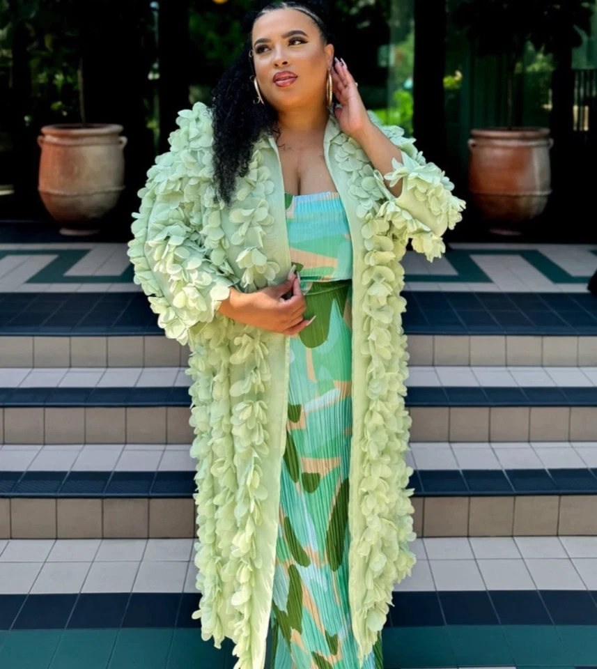 Zara Textured Floral Petal Coat Mint Pastel Green Size M 3920/282 New - Image 2 of 4