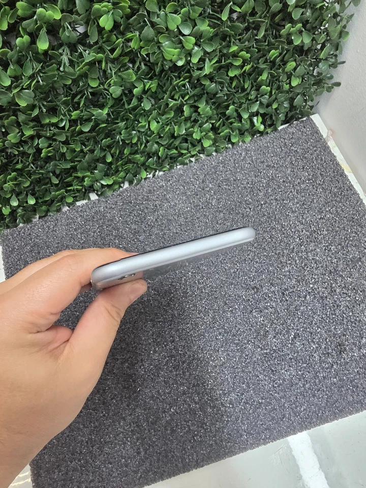 Apple iPhone 6s Plus – 32GB – Space Gray – GSM Unlocked – Used 9.0/10 – - Image 2 of 4