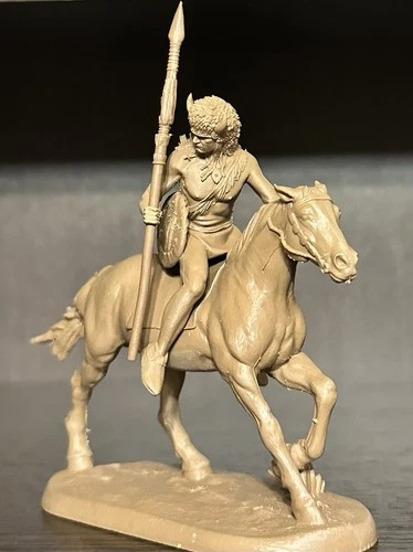 New Release TihonFigureN Mounted Indian Chief White Buffalo 1:32  New
