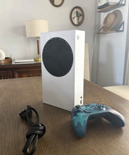 Imagen de Microsoft Xbox Series S 512GB White Console Blue Camo Controller Power Cable