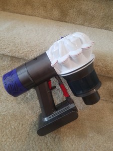 Dyson V6 Car Boat Handheld Cordless Vacuum Cyclone W Motor Battery Only Ebay