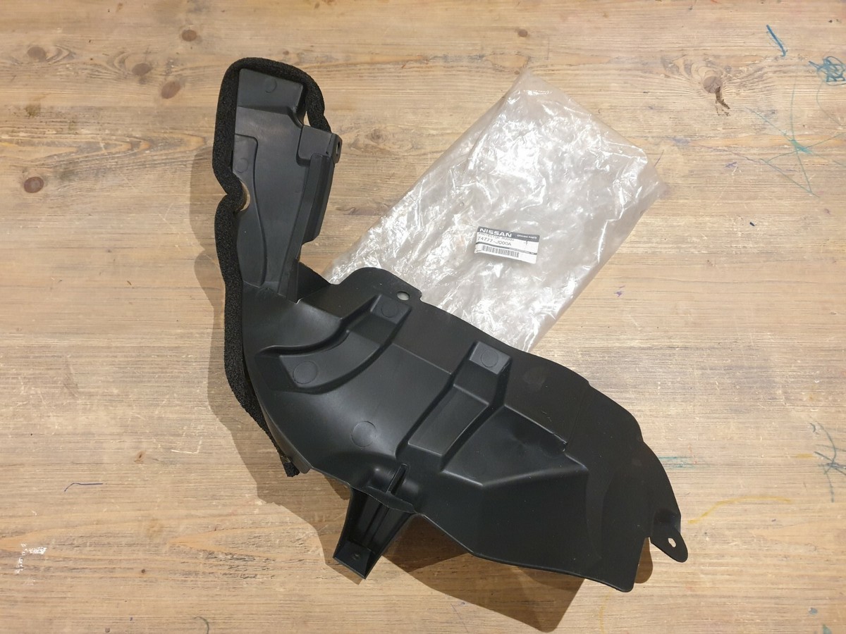 Nissan Qashqai J10 Genuine LH Rear Mudguard Protector 74777JD00A