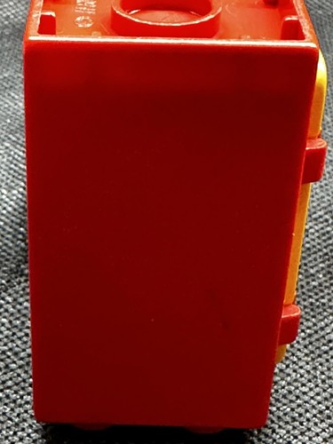 Vintage LEGO 1980's Duplo 3 Door/ Window Pieces, 2 Red & 1 Yellow, - Picture 14 of 22