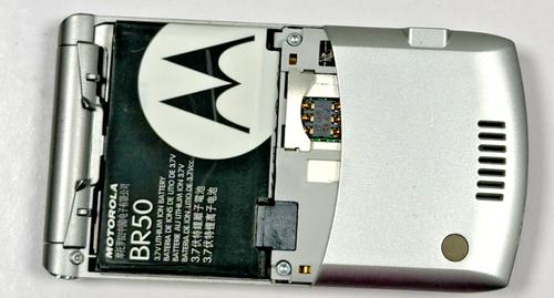 Motorola / Lenovo Klapphandy RAZR V3 BR50 Farbe: Silber - Bild 6 von 6