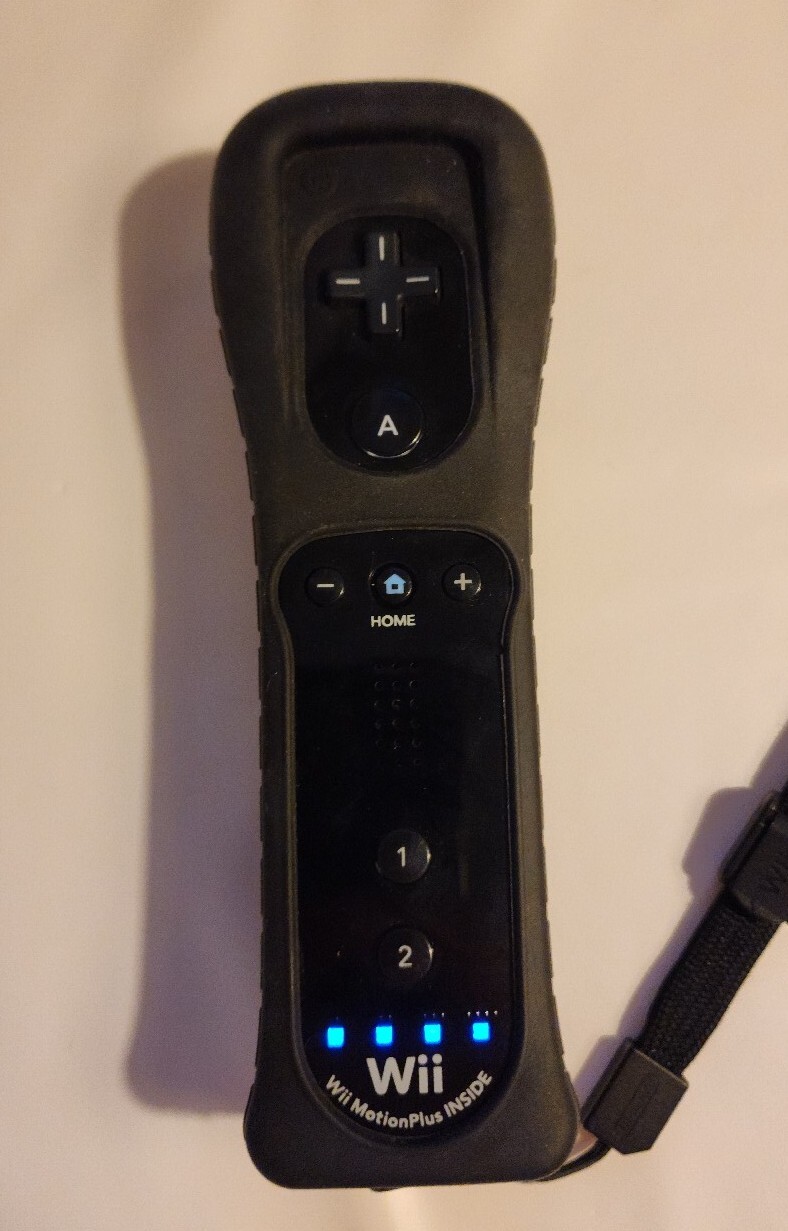 Lot of 2 OEM Black Nintendo Wii Remotes Motion Plus Wiimote, 1 Nunchuck, 2 cases - Picture 2 of 7