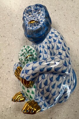 Herend Hungary Handpainted Porcelain Fishnet Monkey / Baboon Family Figure VTG 