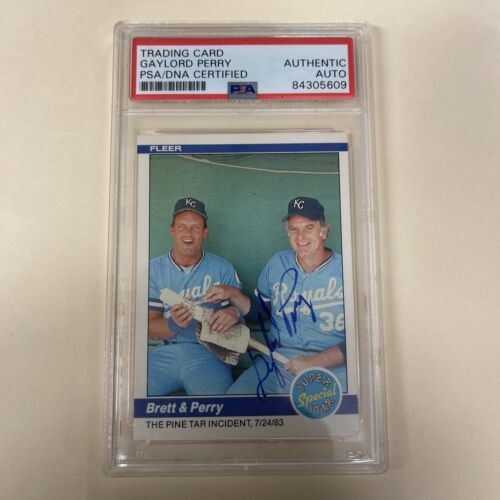 1984 Fleer George Brett Gaylord Perry Signed Autographed Baseball Card PSA/DNA