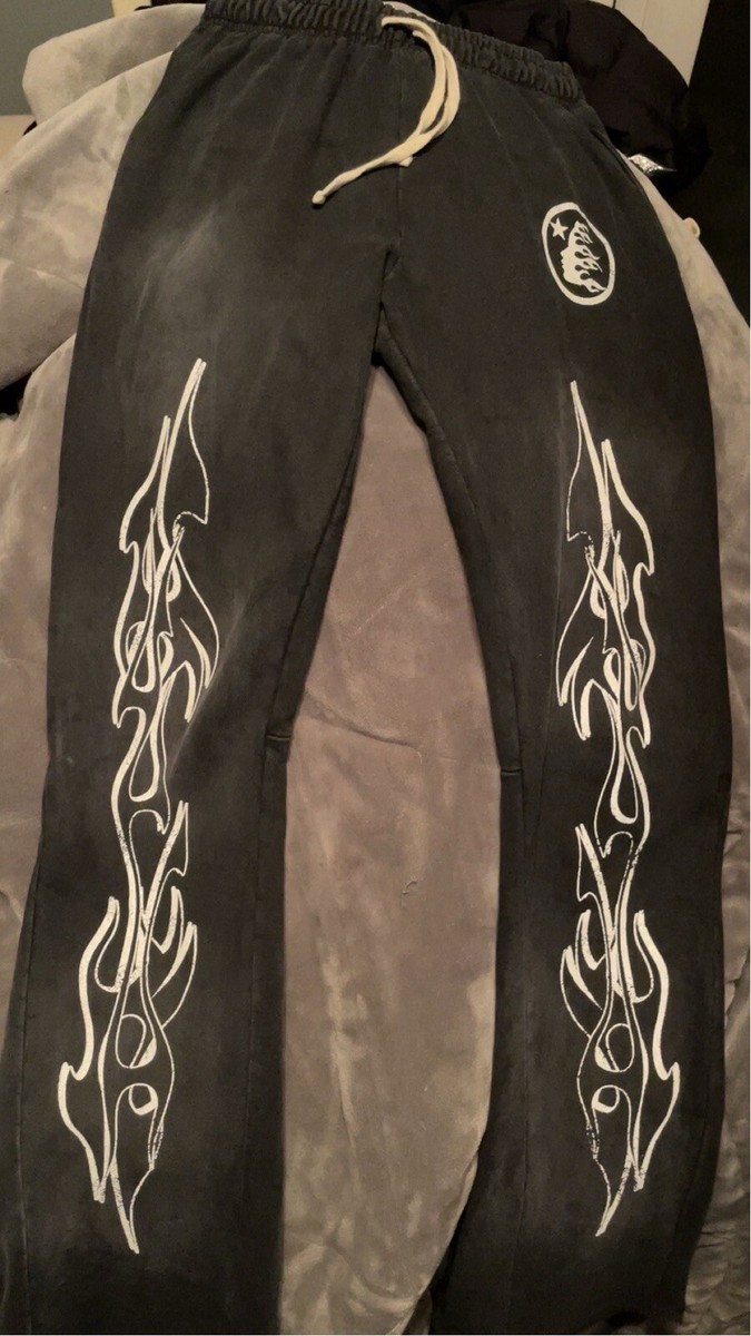 AUTHENTIC hellstar sweatpants medium | eBay