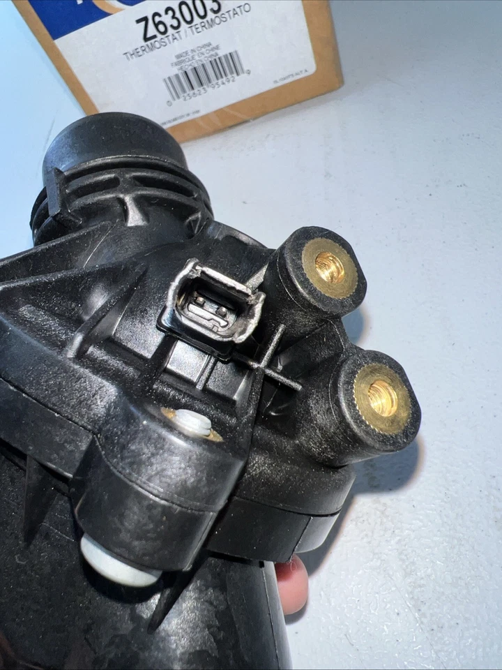Thermostat For 07-11 BMW 328i 06-11 BMW Z4 08-10 BMW 128i L6 3.0L 2-Door Z63003 - Image 4 of 4