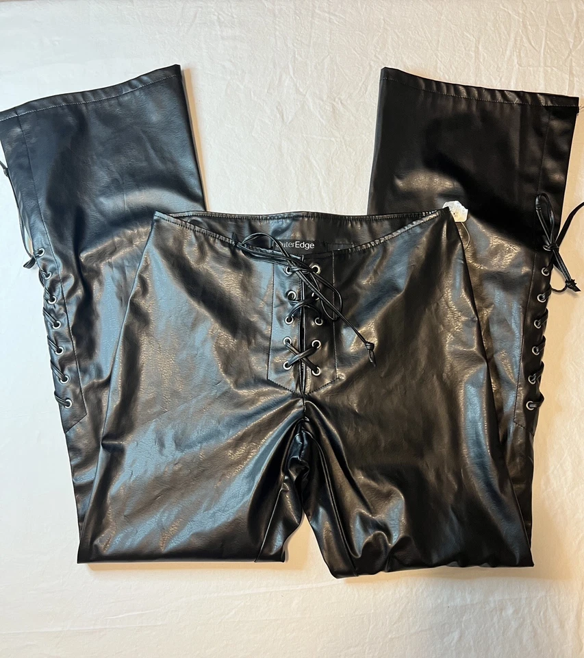 Womens Faux Leather Flare Pants Size 9 - Image 2 of 4