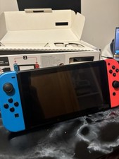 Nintendo Switch 32GB Neon Blue/Red - Good Condition - with box