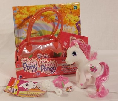 My Little Pony G3 2005 Let's Go Strawberry Swirl near Mint w. Card & Accessories