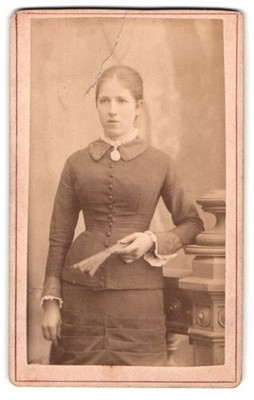 Photograph C. Matthies, Berlin, Zionskirchplatz 7, Lady with Fan in Fitted 