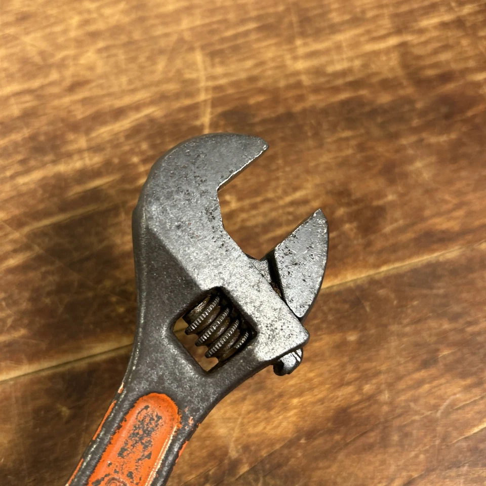 Llave ajustable vintage Armstrong 6". Mango naranja ☼ Foto 3 de 4