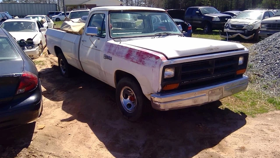 Radiator 8-318 Fits 79-93 DODGE 150 PICKUP 227986 - Image 2 of 4