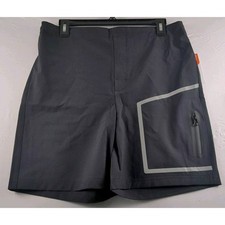 Sports Illustrated Boys XL 18/20 Black Flex Stretch Shorts Swim Run Golf NWT